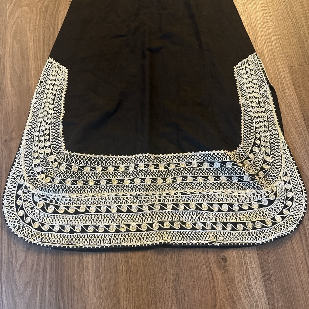 vintage 1970's Black Maxi Dress with White embroidered Trim, large - Picture 5 of 9